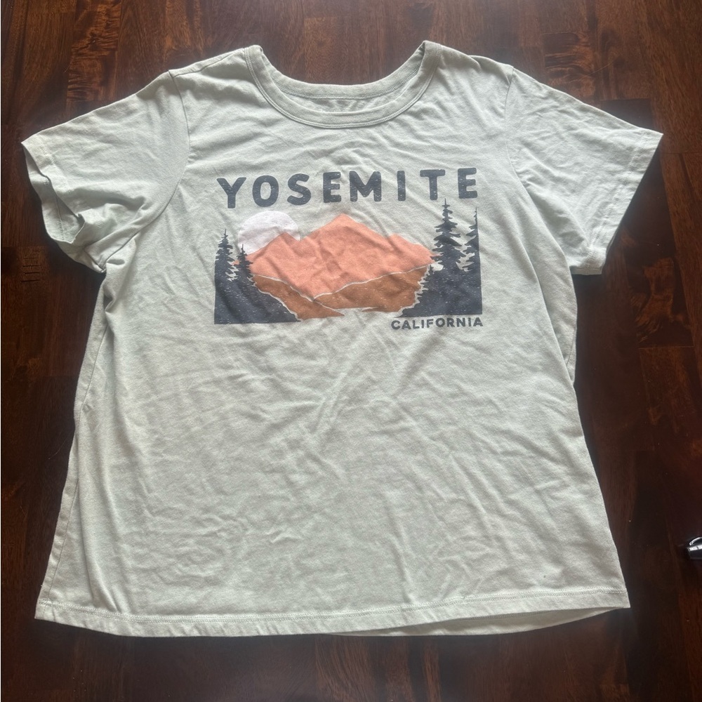 Zoe + Liv Yosemite California T shirt XXL nwot Outdoorsy Hiking Cali pastel - Picture 3 of 5